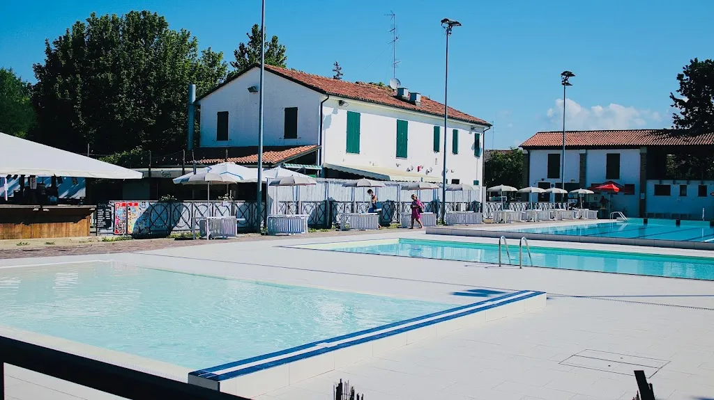 Cinquepuntozero Pizzeria Ristorante Piscina_Solarolo_slider_image_3