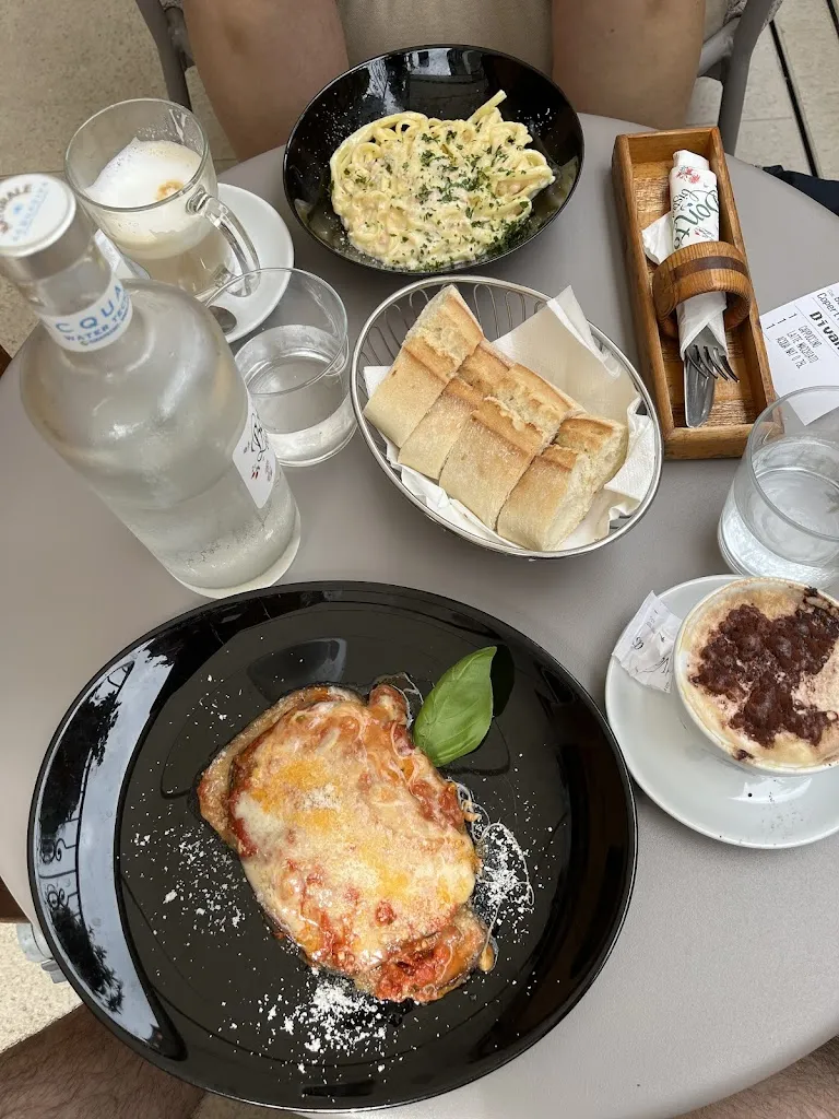 Stuart Lawrence-Taylor_Bon Ton Bistrot_Sirmione_review