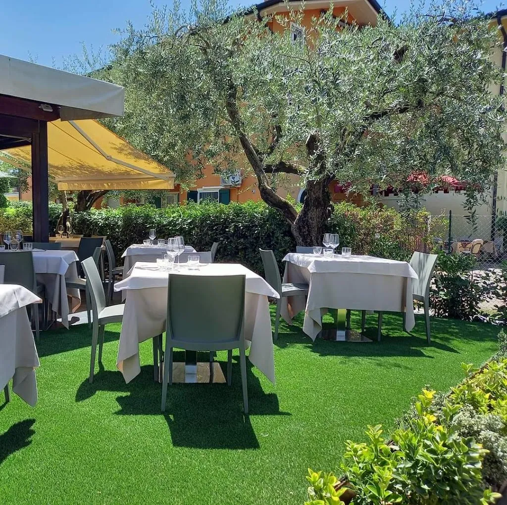RISTORANTE L'INCONTRO restaurant in Sirmione