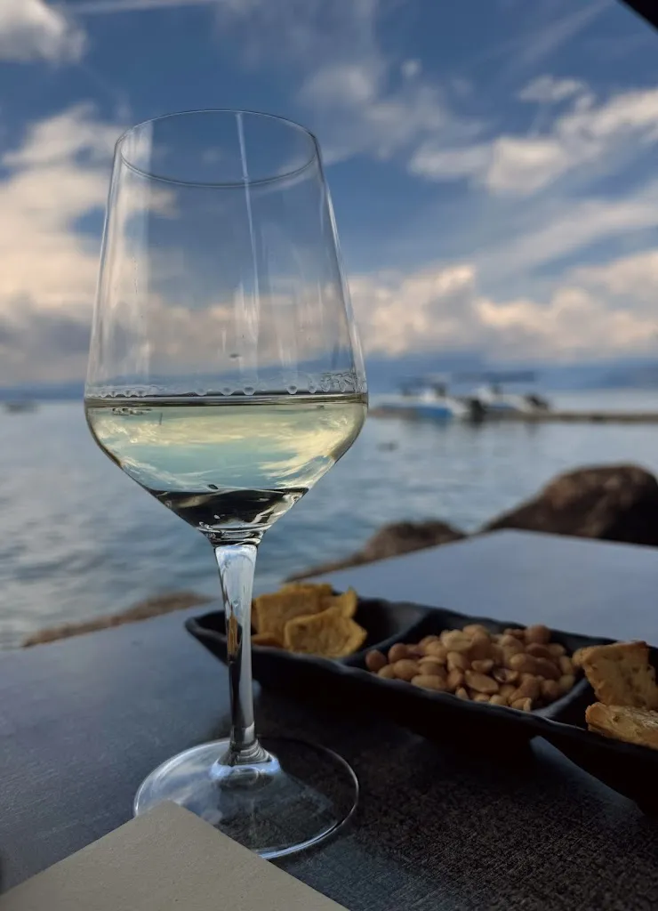 connie tarbah_Punta Gro Beach Bar_Sirmione_review