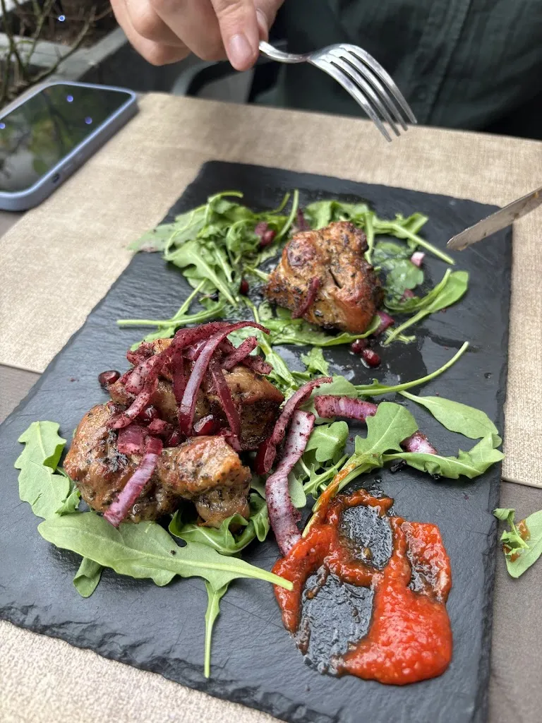 Ana Roman_Ararat_Sirmione_review