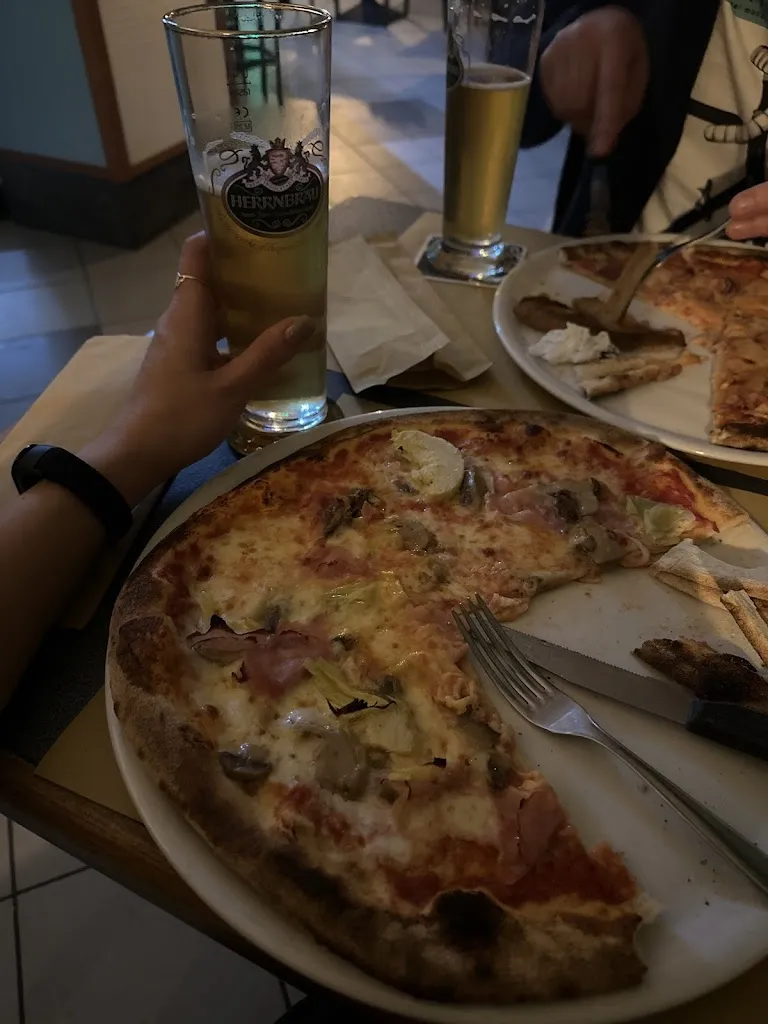Nastassia Hryb_Pizzeria L'Alternativa birreria_Solto Collina_review