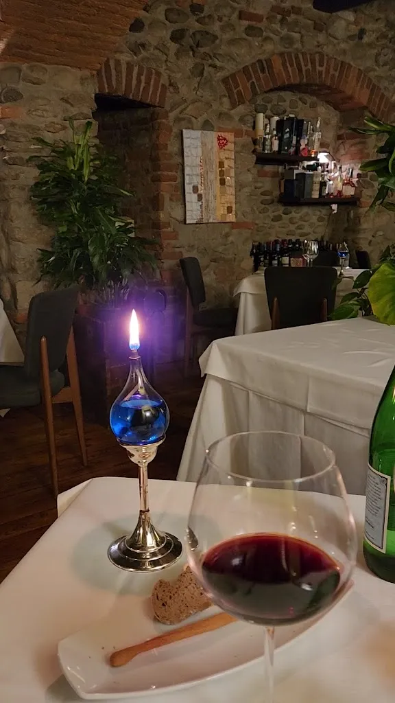 Corte Visconti_Somma Lombardo_slider_image_2