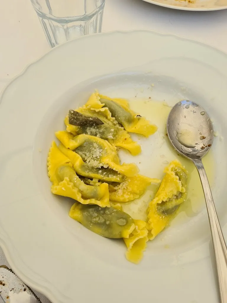 Sascha Auerbach_Trattoria della Pace da René_Solferino_review