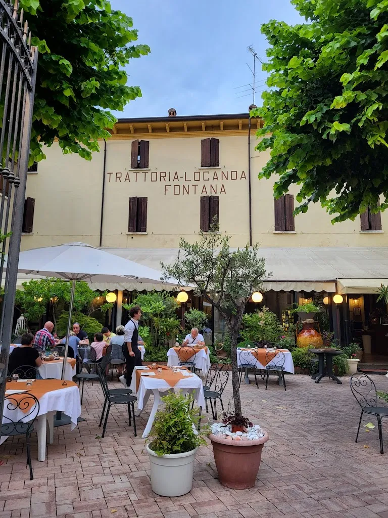 La Vecchia Fontana_Solferino_slider_image_1