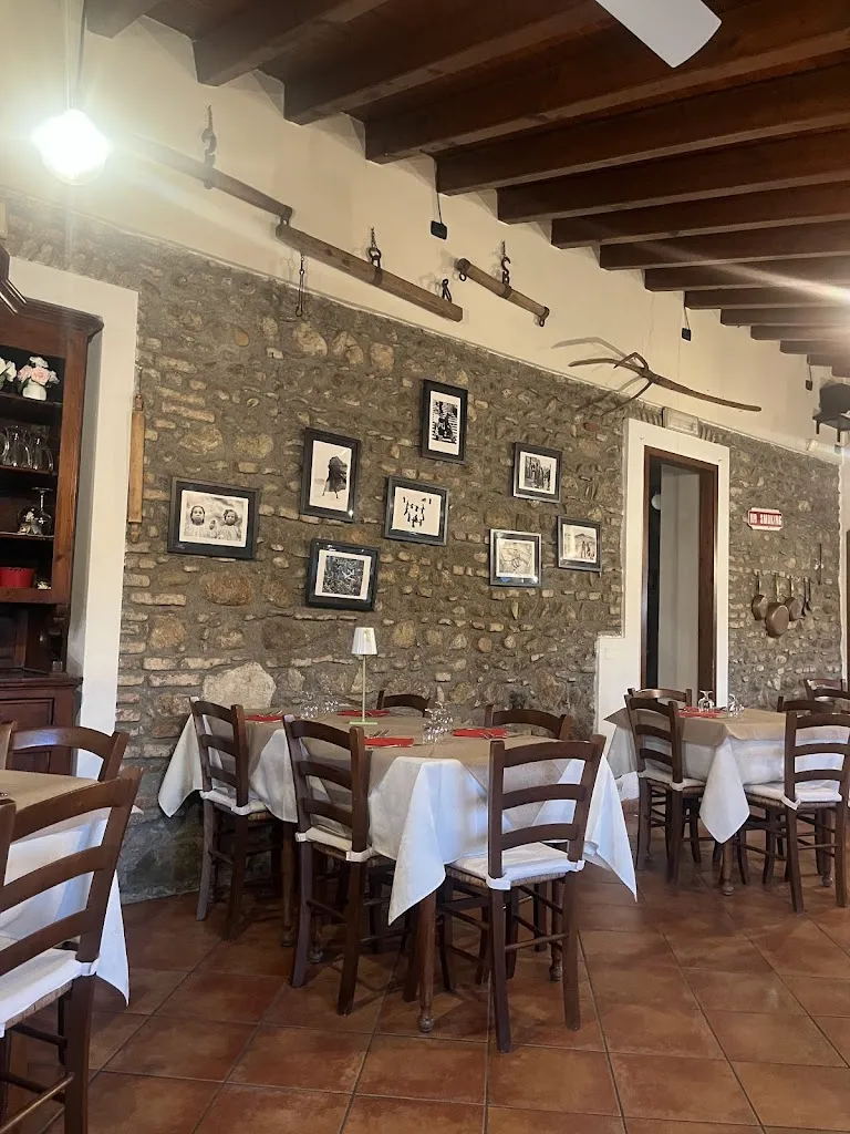 Cascina Le Volpi Agriturismo_Solferino_slider_image_3