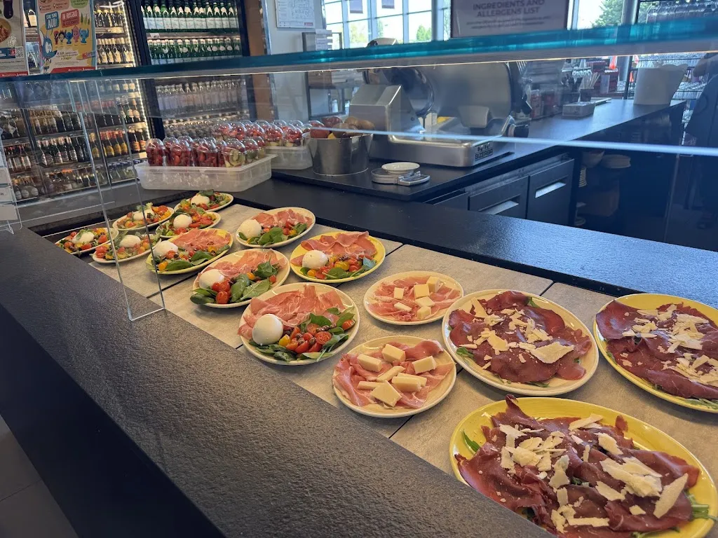 Autogrill Somaglia Ovest_Somaglia_slider_image_2