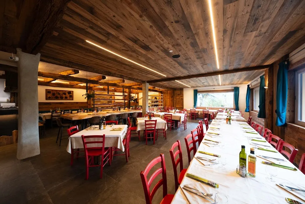 Ristorante Pizzeria La Baitella restaurant in Songavazzo