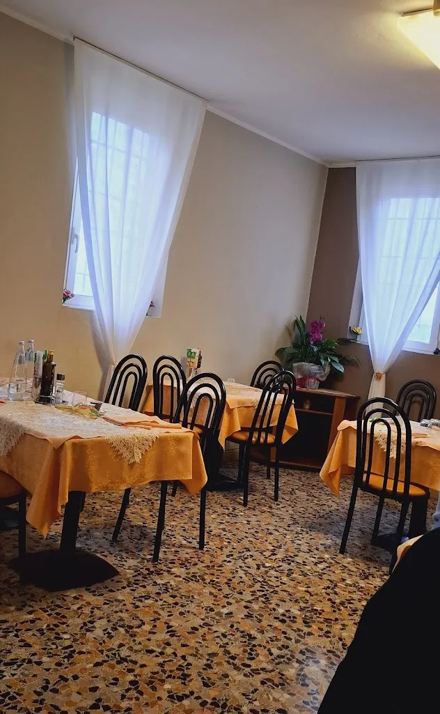 Trattoria Cooperativa restaurant in Soncino