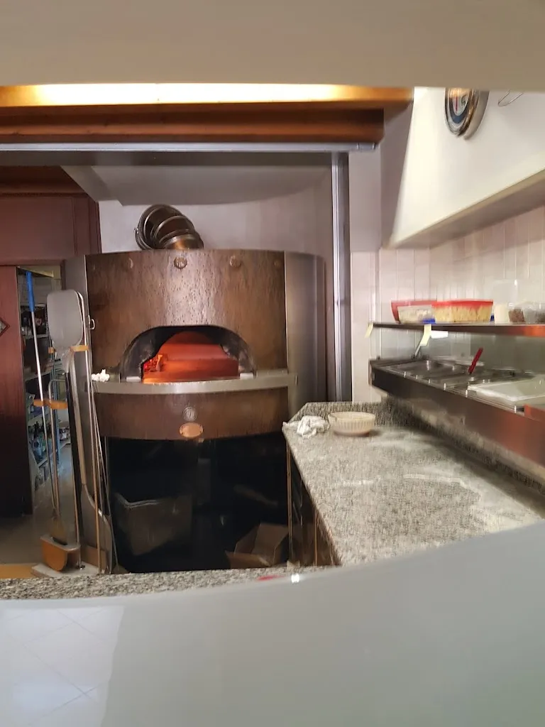 Pizzeria Grotta Azzurra_Soncino_slider_image_3