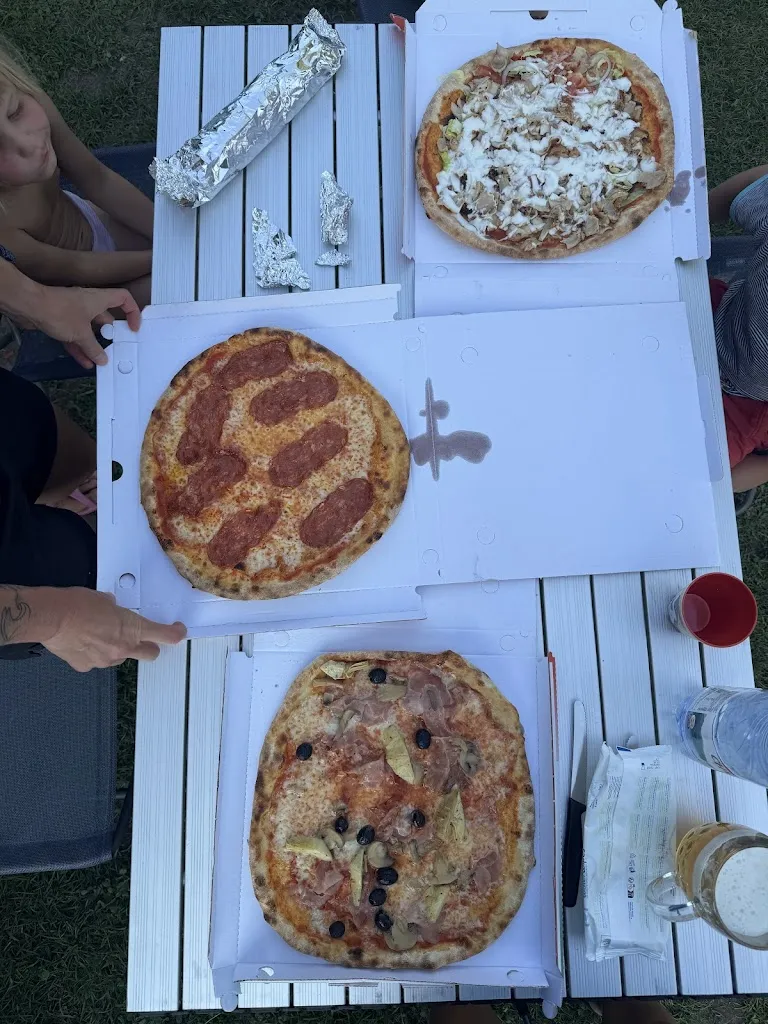 swiss chris_Premium Pizza_Sorico_review