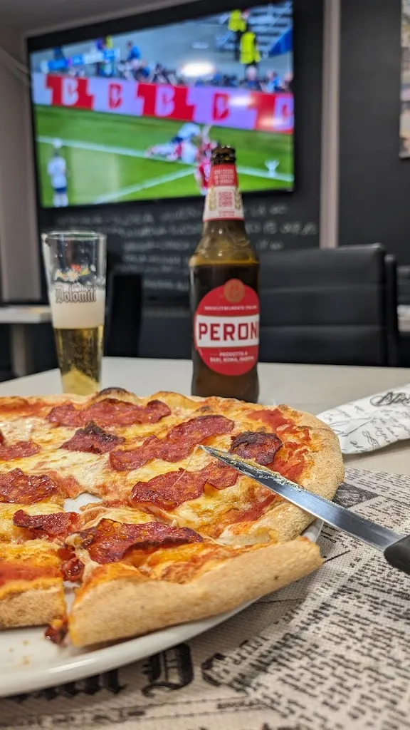 vin Singh _Premium Pizza_Sorico_review