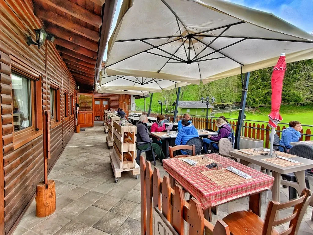 Agriturismo Binda restaurant in Sormano