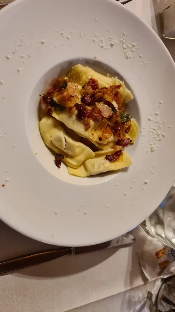 bettajootje_La Taverna dal 1963_Sotto il Monte Giovanni XXIII_review