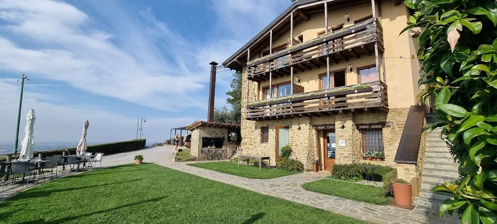 Mika Salomaa_Cavril_Sotto il Monte Giovanni XXIII_review