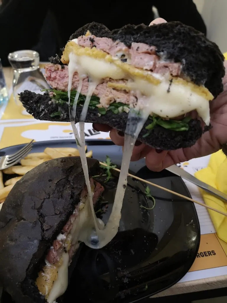 Menu_33 Giri Gourmand Burgers_Campi Salentina_image_4