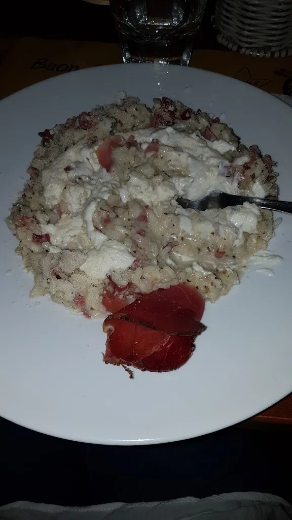 Mattia Tortini_Top Secret Pub_Spineda_review