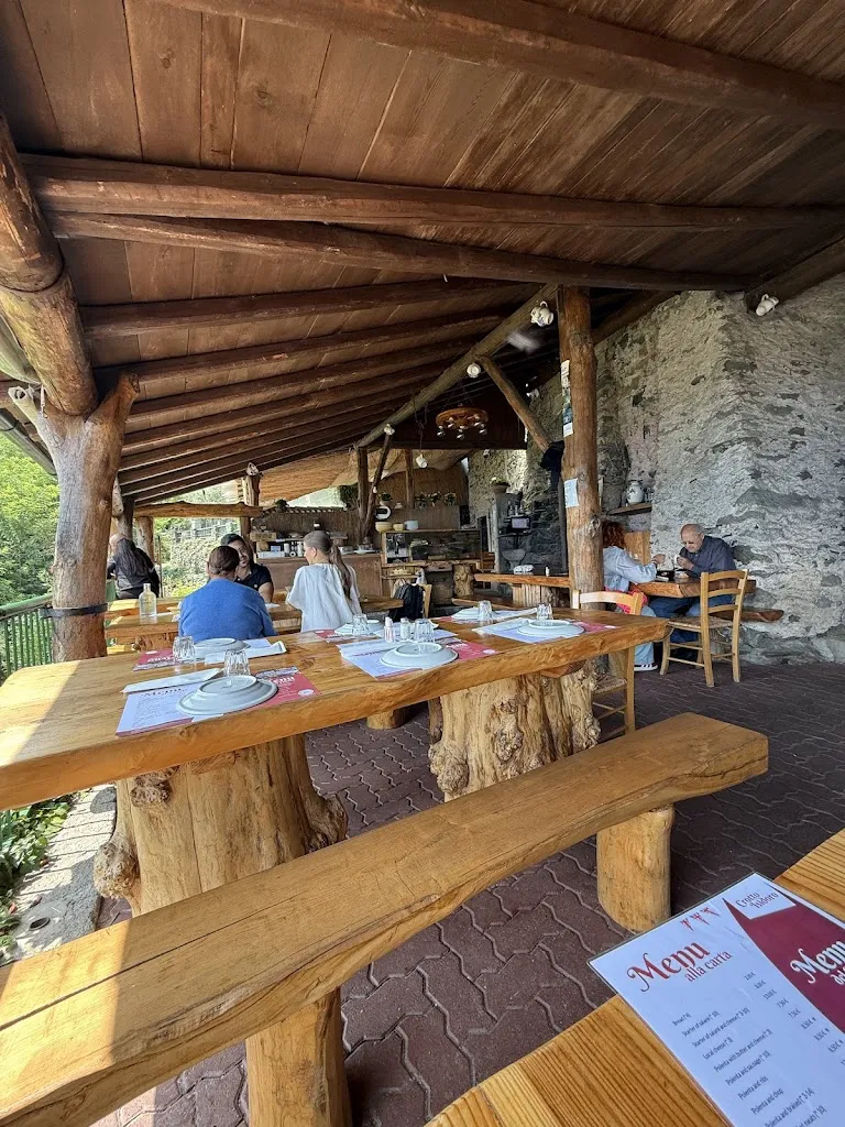 Crotto Bercini restaurant in Stazzona