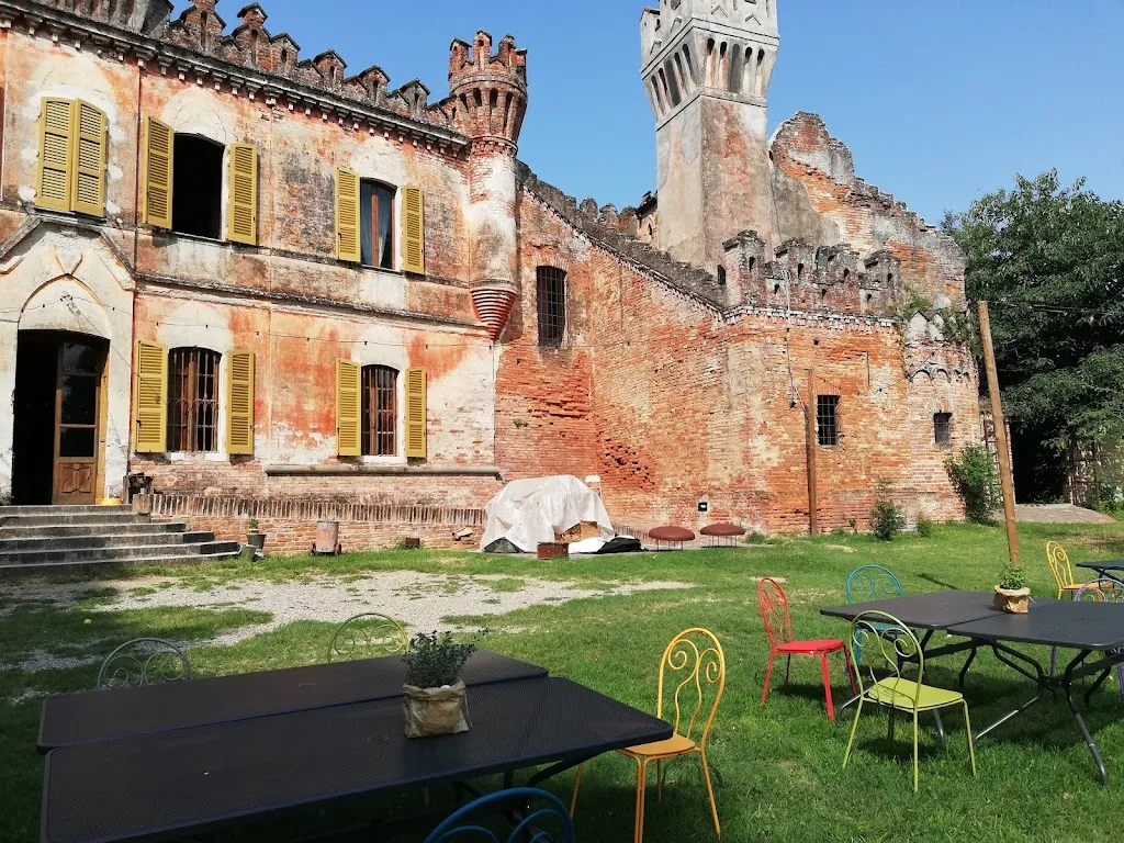 Cascina Lago Scuro restaurant in Stagno Lombardo