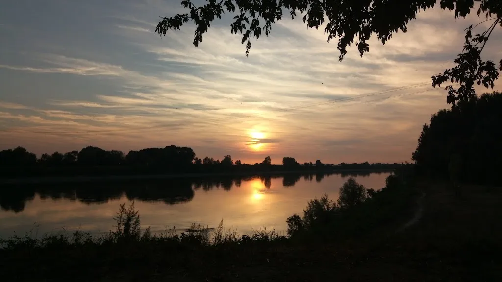 Lovi Sandhu_Lido Ariston Sales_Stagno Lombardo_review