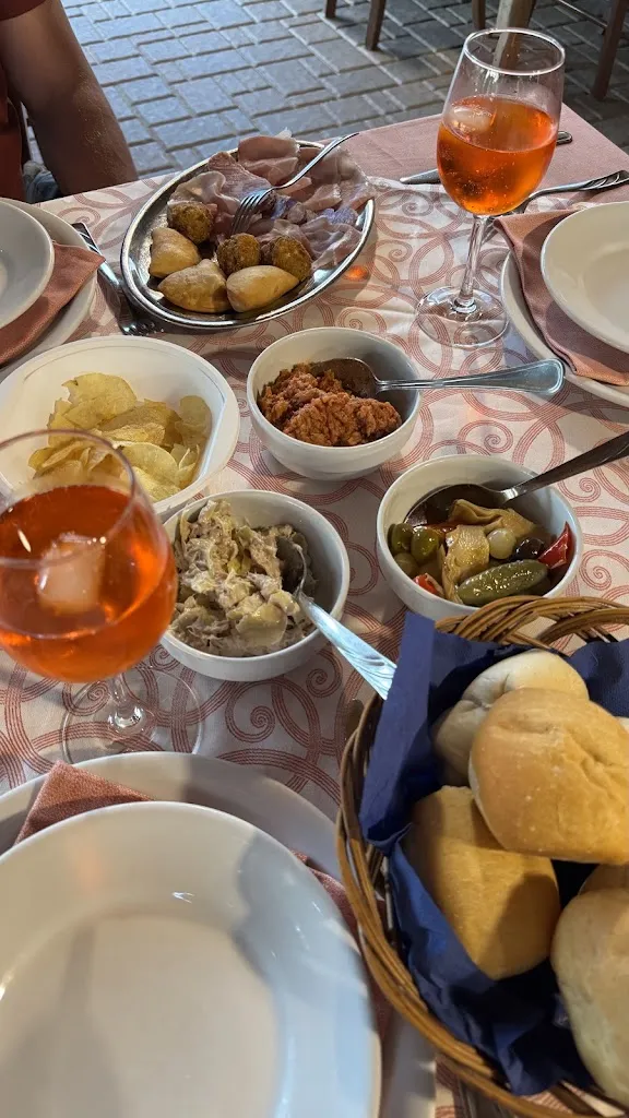 Ania Roznowska_Osteria Pastina_Stravignino_review