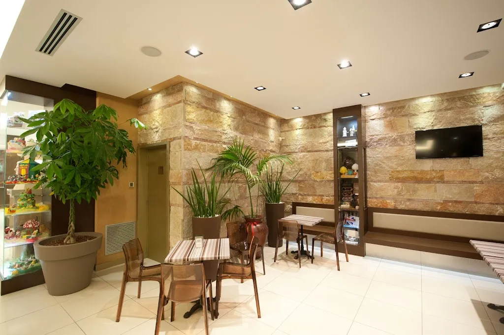 Pasticceria Chèri - Pasticciotto Obama_Campi Salentina_slider_image_1