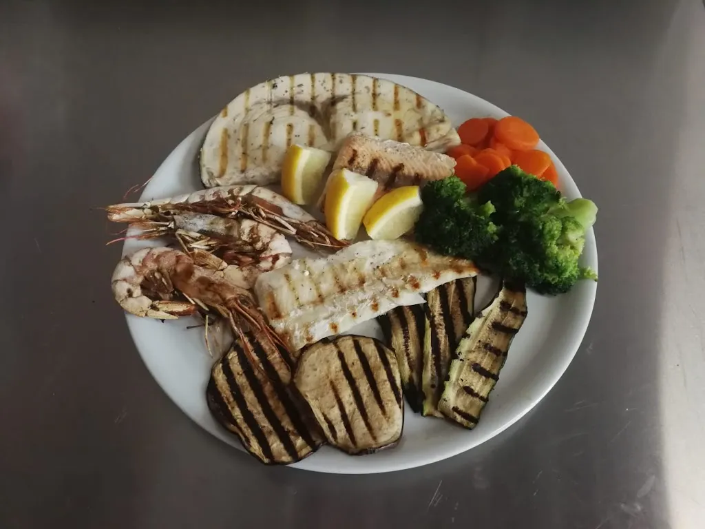 Menu_L'angolo Della Pizza DI Veli Amarildo_Suisio_image_4