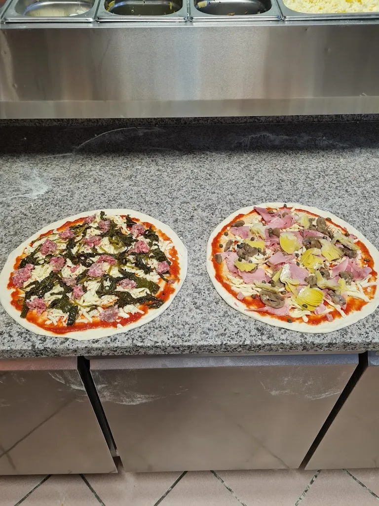 Menu_L'angolo Della Pizza DI Veli Amarildo_Suisio_image_9