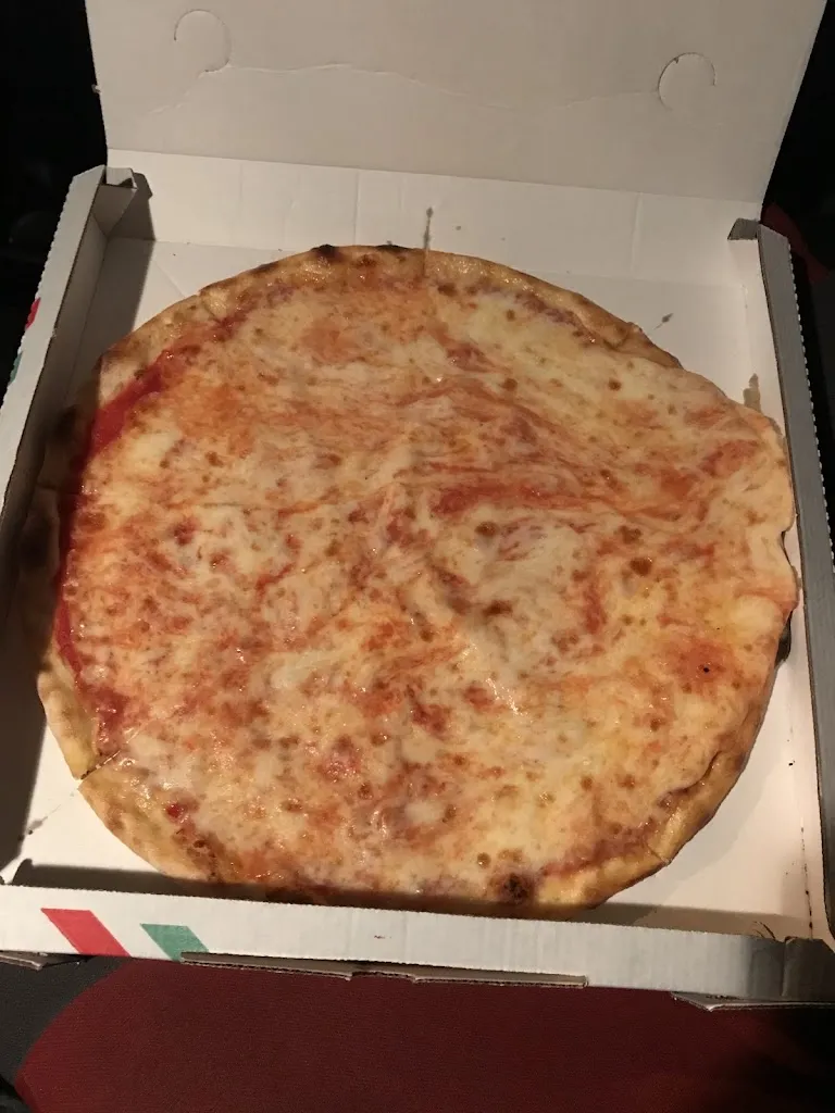 Daniele Casarola_L'angolo Della Pizza DI Veli Amarildo_Suisio_review