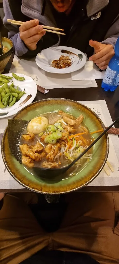 Francesco Parisi_Gyosen sushi&poke take-away_Suisio_review