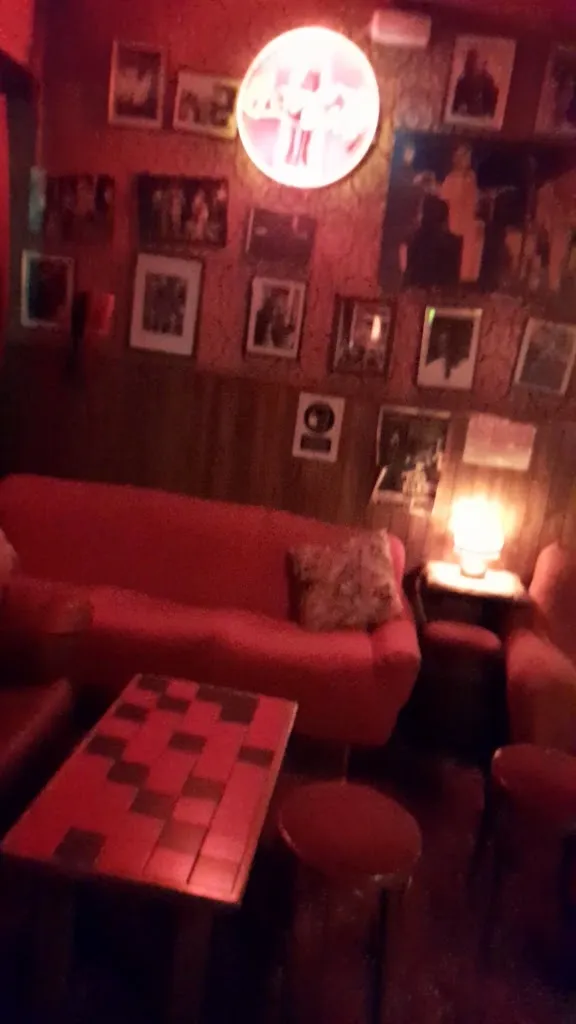 Red House_Sustinente_slider_image_2