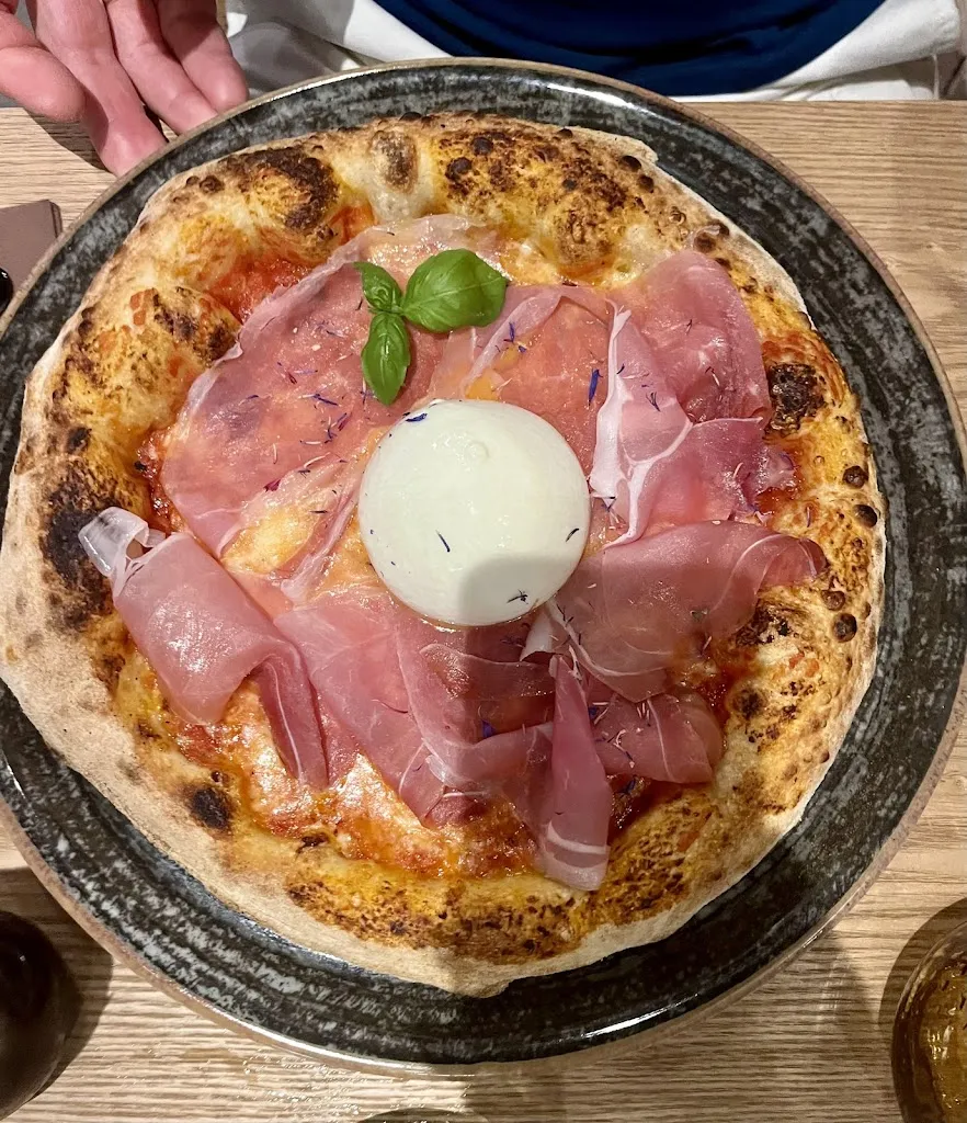 MILLI Pizzeria Gourmet restaurant in Taino