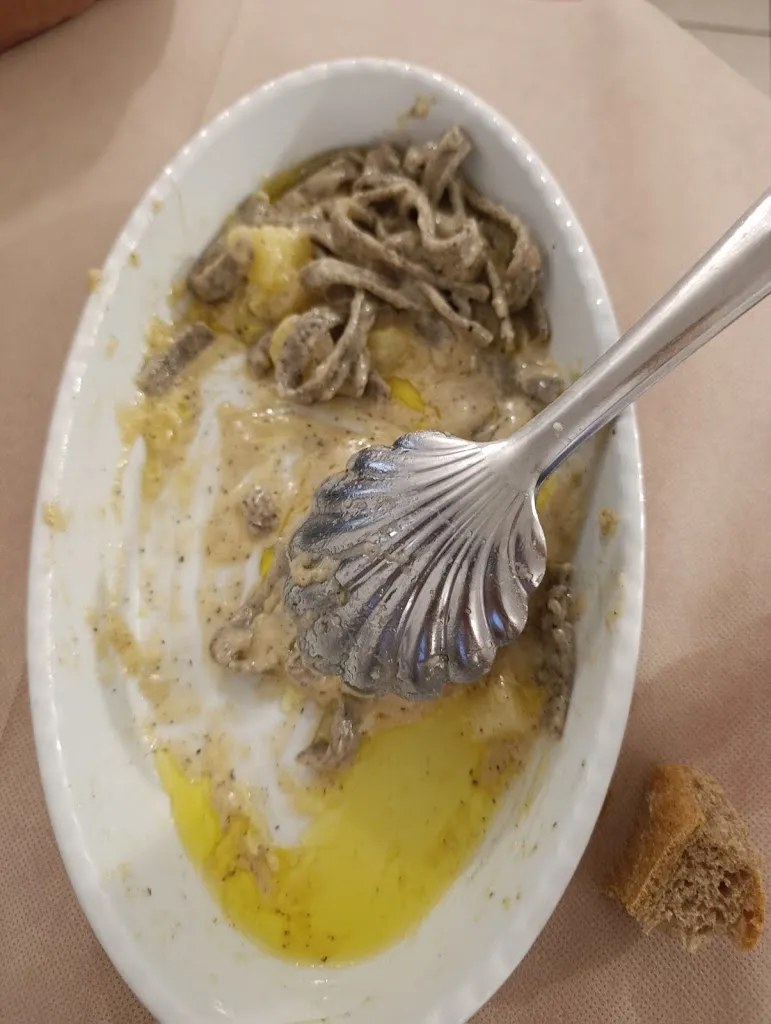 Annalisa Villa_Ristorante Pizzeria Da Agostino_Talamona_review