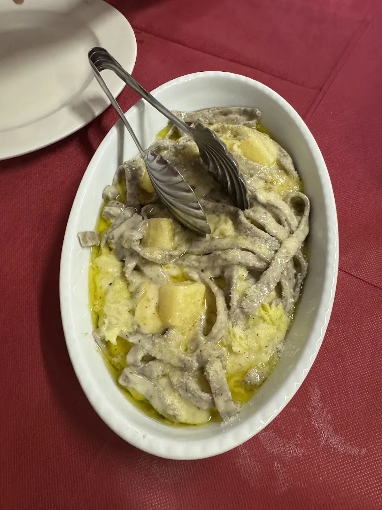 Camille Quignon_Ristorante Pizzeria Da Agostino_Talamona_review