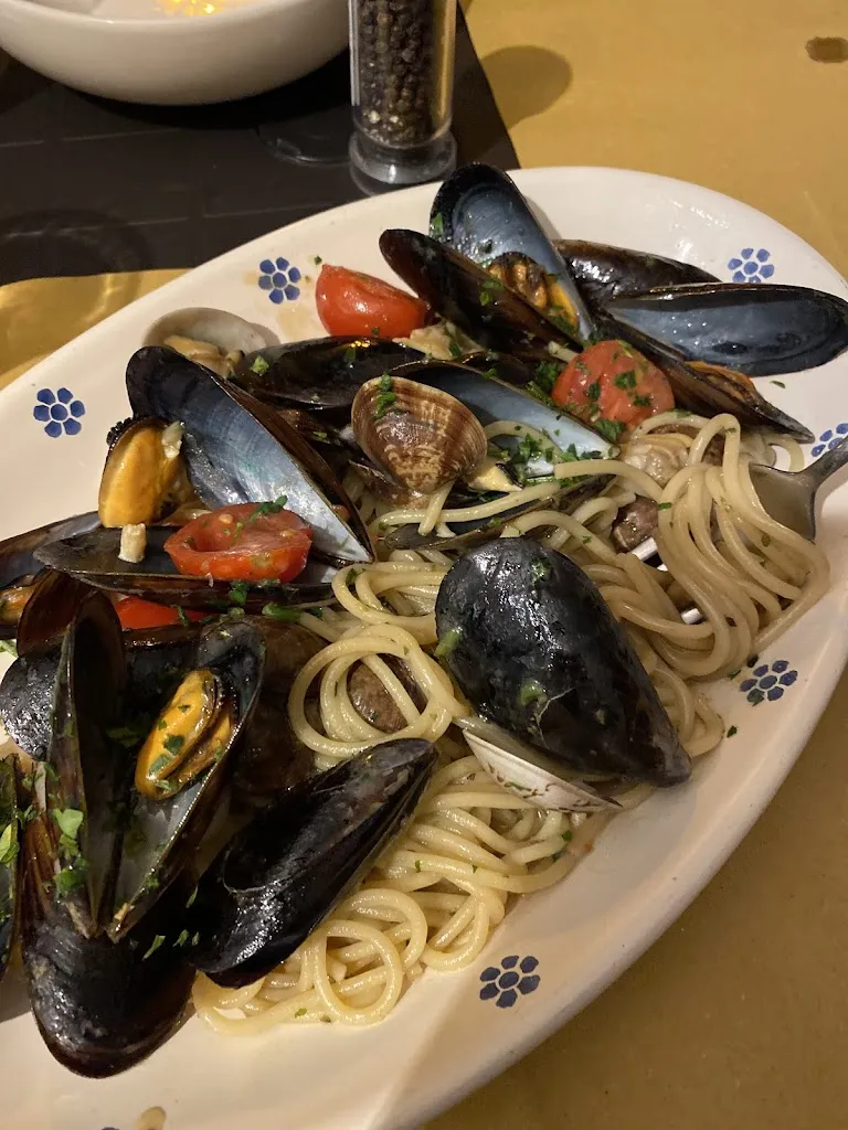 Anthony Carstensen_MARENUESCIU CUCINA TIPICA MARINARA_Campi Salentina_review