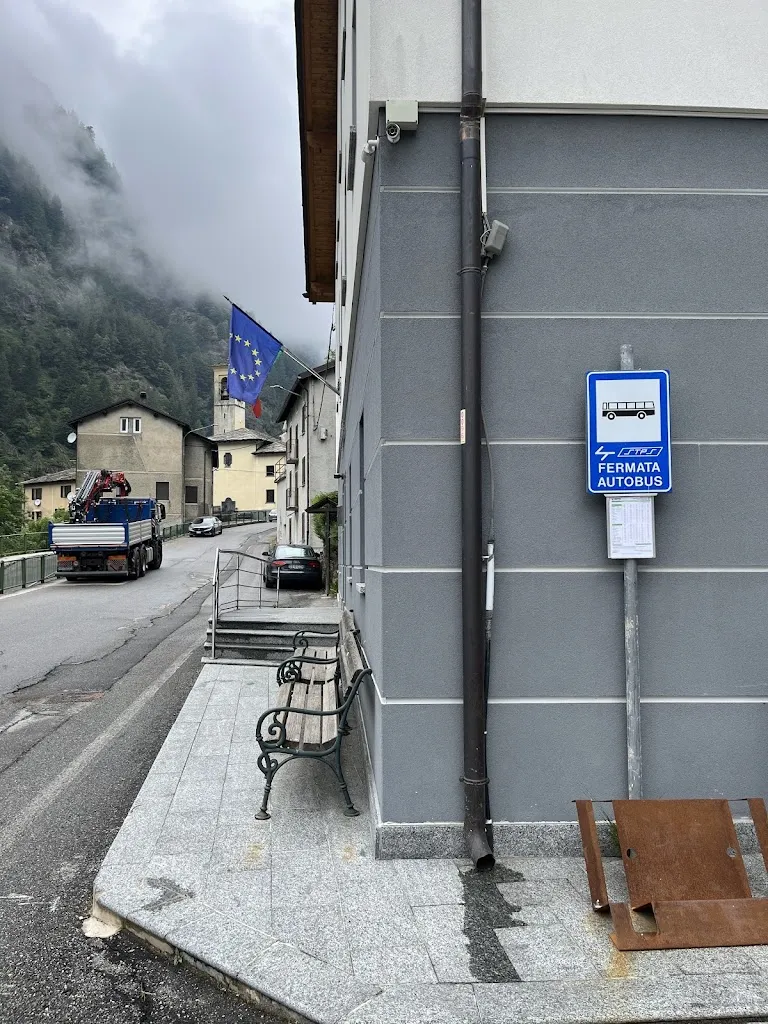 Maheshwaran Jothi_Albergo Ristorante VALLUNGA - NEGOZIO ALIMENTARI E PRODOTTI TIPICI_Tartano_review