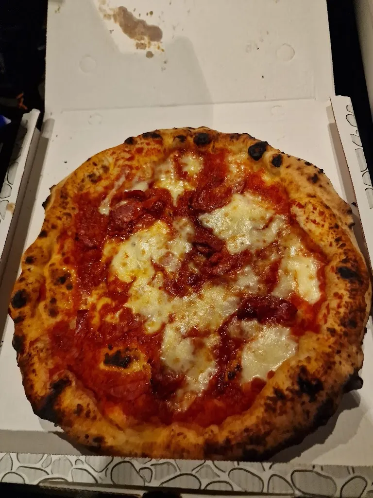 Piotr Kruz_Pizzeria Napoletana Verde Oliva_Tavazzano_review