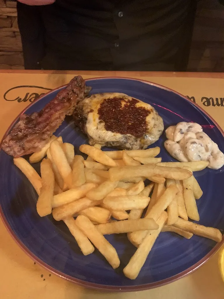 Giuseppina Del Campo_Birreria Il Barile_Tavernerio_recensione