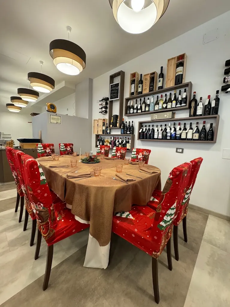 Italian Restaurant Vittoria Tirano_Tirano_slider_image_1