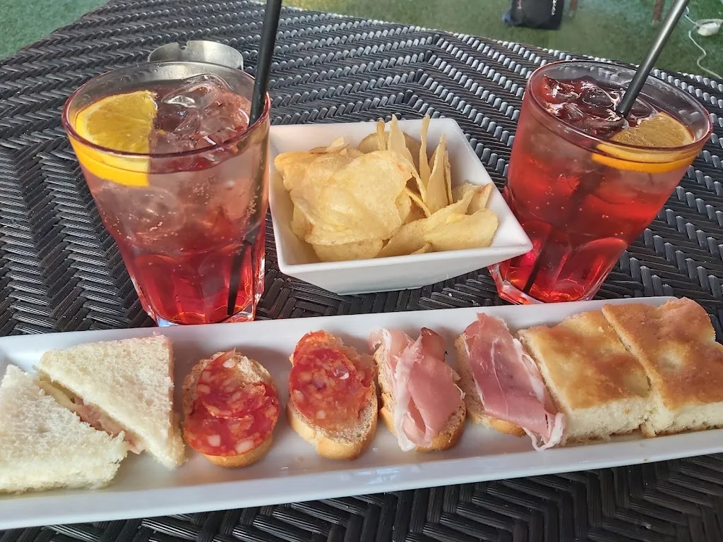 Destination Lounge Bar_Terno d'Isola_slider_image_2