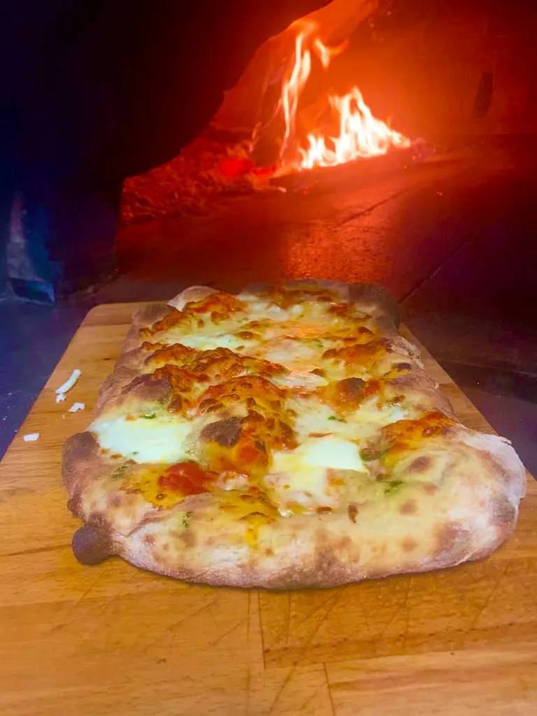 mini pizza_Terno d'Isola_slider_image_2