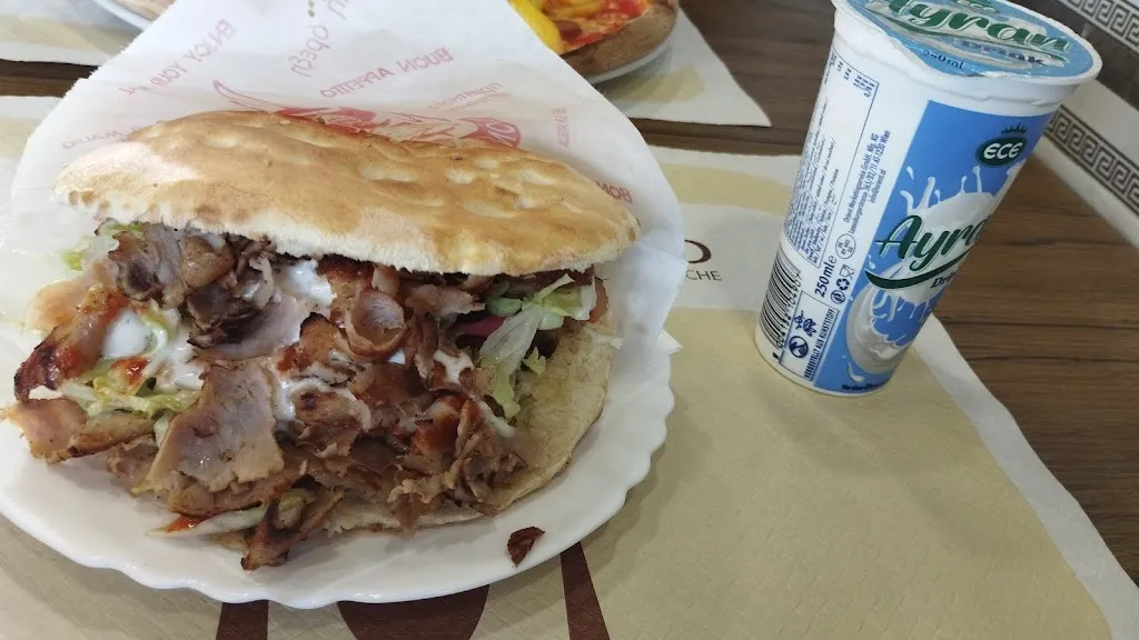 Davide Motte_Istanbul Turkish Kebap -Terno D'Isola_Terno d'Isola_recensione