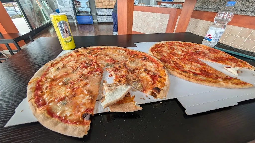 krzysztof L_Pizza Casaglia Di El Absawy Hany_Torbole Casaglia_review