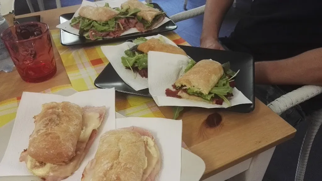 Bar Castellaro Di Zanirato Ombretta E C. Snc_Torre Beretti_slider_image_2