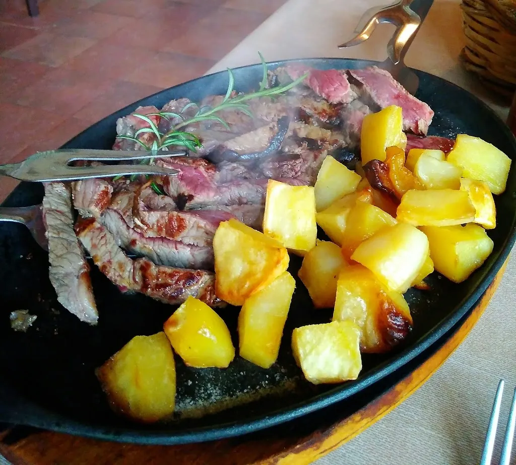 Ristorante Corte Visconti_Torre Beretti_slider_image_3