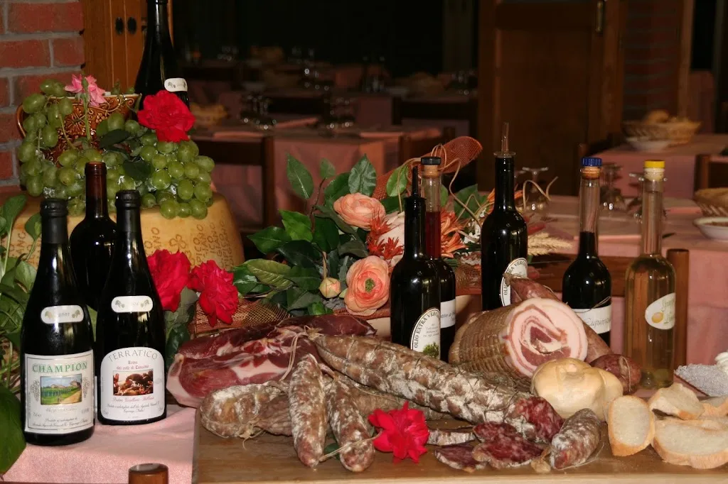 La Bottega dell'Agriturismo La Torrazza_Torrazza dei Mandelli_slider_image_2