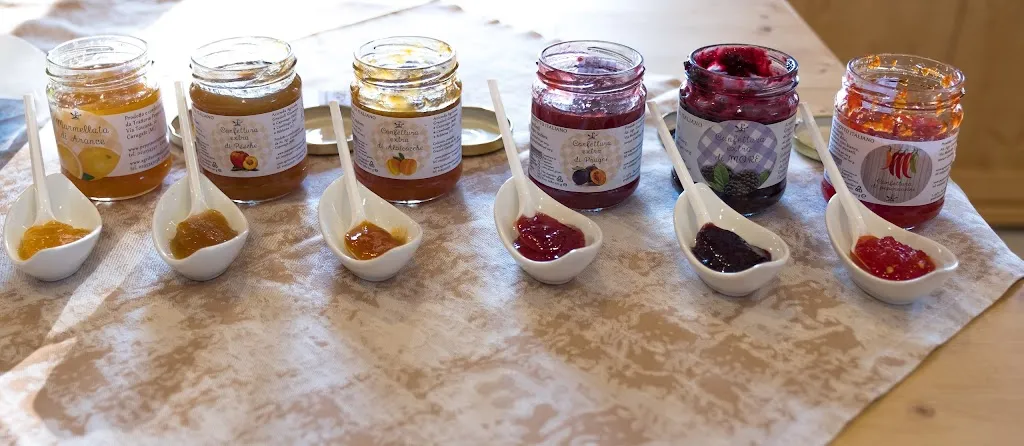 La Bottega dell'Agriturismo La Torrazza_Torrazza dei Mandelli_slider_image_3