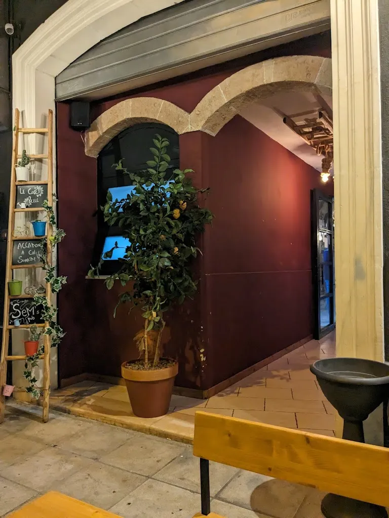 SeM's Pub restaurant in Campi Salentina