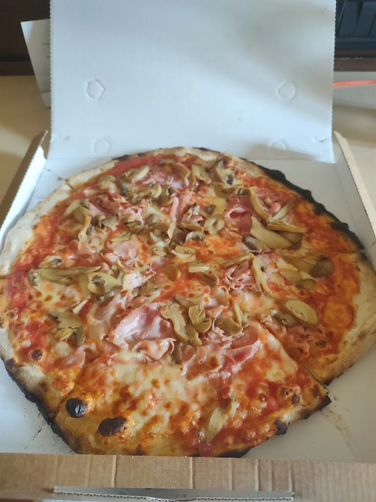 Pizzeria Da Franco restaurant in Torrazza dei Mandelli