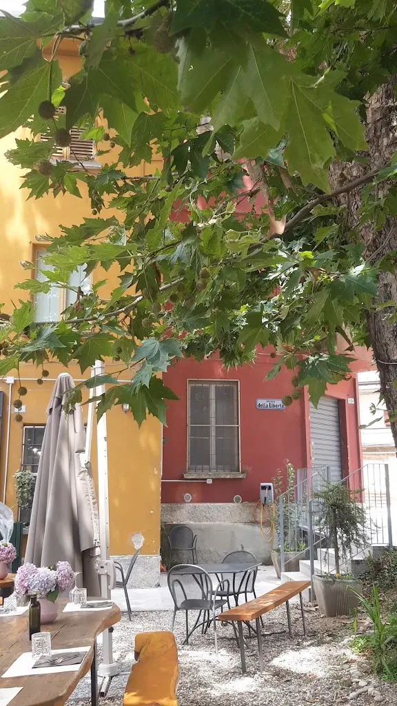 Locanda della Contea_Torre d'Isola_slider_image_2